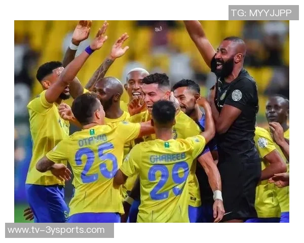 波斯波利足球队的辉煌历程与未来展望：从历史巨星到现代战术的演变